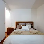 Milanrentals - Moscova * Milán
