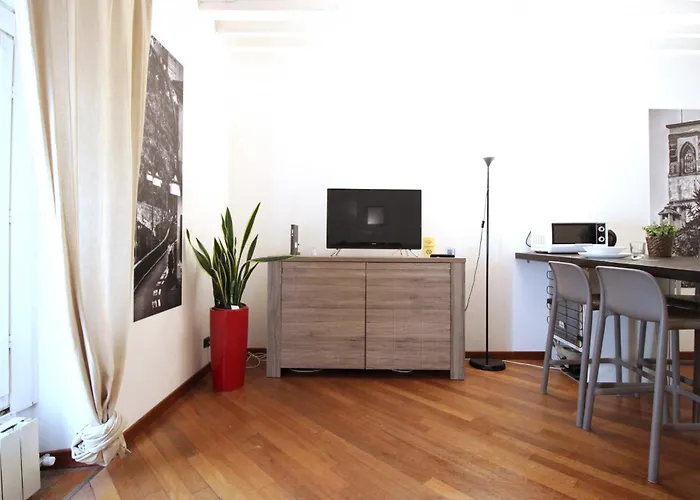 Milanrentals - Moscova Mediolan