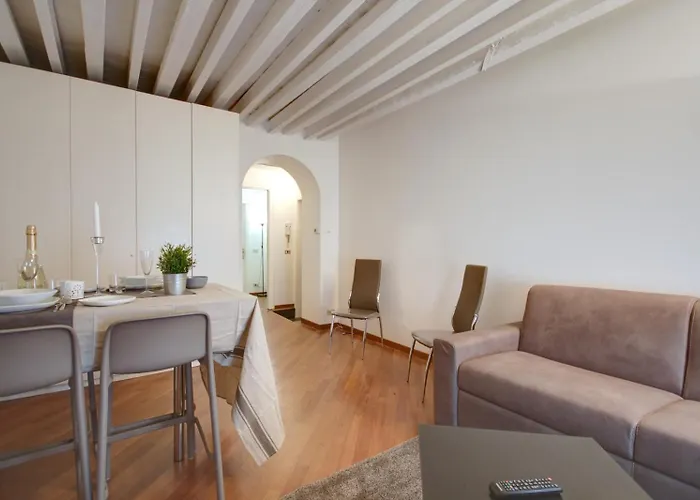 Milanrentals - Moscova Mediolan